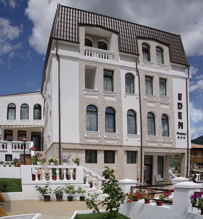 Pensiunea Eden Băile Olăneşti Kültér fotó