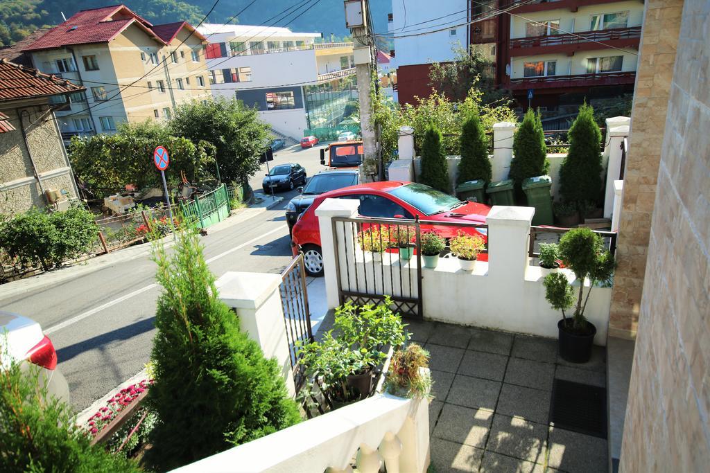 Pensiunea Eden Băile Olăneşti Kültér fotó